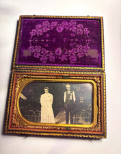 Antique c.1855–65 leather photographic case with late 18th century photo picture