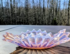 Fostoria VTG-MCM Heirloom Pink Opalescent Oblong Stretched Glass Bowl EC picture