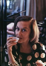 Actress Gloria Swanson photographed home New York City 1960 Old Photo 2 picture