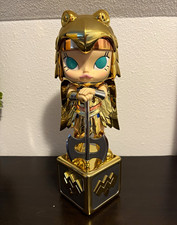 Molly DC Golden Armor Wonder Woman Disguise Artist Mix Figure picture