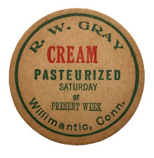 R.  W.  GRAY  CREAM  SATURDAY  WILLIMANTIC  CONNECTICUT  CT  MILK BOTTLE CAPS picture