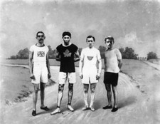 Alfred Shrubb of Great Britain Tom Longboat of Canada John Hayes 1908 OLD PHOTO picture