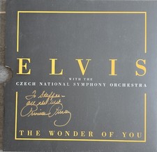 PRISCILLA PRESLEY XXL Booklet Autograph Autographed Autographed Vinyl Size picture
