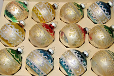 Lot Vintage Glass Stencil NET Pictured BALL Christmas Ornaments Shiny Brite #2 picture
