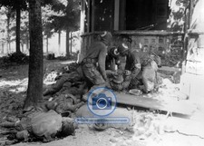 AMERICAN MEDICS AID FRENCH TROOPS COLLEFERRO ITALY WWII 1944 5X7 PHOTO picture