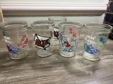 Vtg 1991 Welches Tom and Jerry Juice Glasses Set of 5 Assorted Hannah Barbera picture