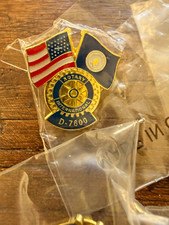 Rotary International Lot of 4 District D-7600 Enamel Lapel Pins w/ USA Flag picture