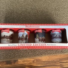 Budweiser Set of 4 Pint Glasses Limited Edition. New In Box picture