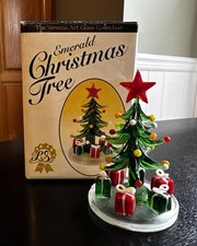 Vintage  Venezia Art Glass Christmas Tree & Presents LS Arts Emerald 4 3/4