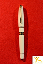Waterman Charleston Ivory Fountain Pen 18k Gold Nib Paris France picture