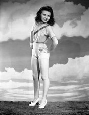 Radio performer Gloria Mann poses in summer fashion She can be h 1940s Photo 2 picture
