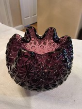 MCM L.G. WRIGHT AMETHYST GLASS ROSE BOWL DAISY & BUTTON CRIMP RIM A1 picture
