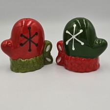 Holiday Time Christmas Mitten Salt & Pepper Shakers Red Green w Box picture
