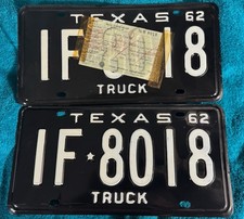 1962 TEXAS TRUCK LICENSE PLATES ,NEVER MOUNTED ,OBSOLETE.64 YEARS OLD picture