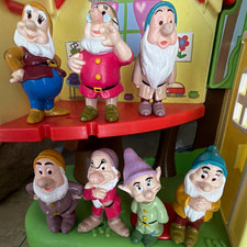 Vintage 1993 Disney Snow White Seven Dwarfs Figurines Set (7 Dwarfs) 3 in picture