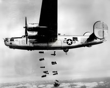 B-24 Liberator Releasing Its Bomb Load WWII 8x10 Glossy Photo Print HT413699 picture