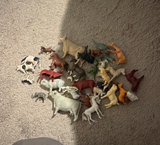 Mixed Lot of Plastic Animal Figurines - Farm Animals & Wild Animal Figures picture