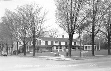 H67/ Pentwater Michigan RPPC Postcard c1940s Pentwater Inn Hotel  112 picture