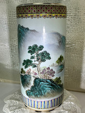 .Chinese Porcelain 17 1/2