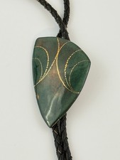 Vintage Green Stone Bolo Tie Gold Etched Abstract Western Cowboy Necklace picture