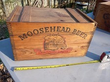 Vintage MOOSEHEAD BEER  Wooden Box w/ sliding Lid Top picture
