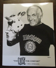 PRESS PROMO PHOTO TV TOO CLOSE FOR COMFORT TED KNIGHT COSMIC COW 8X9.75 P375 picture