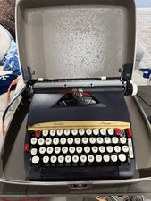 1966 Sears Forecast 12 Portable Typewriter MINT CONDITION picture