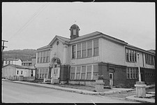 Photo:Shenandoah Pennsylvania 1930s Farm Security building schoolhouse picture