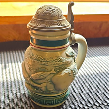 Avon Endangered Species Sperm Whale Lidded Stein 1992 No. 071725 picture