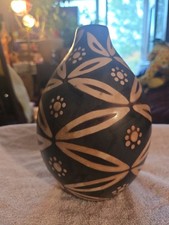 Marcelo Prado Chulucanas Peru Folk Art Pottery Vase Brown Beige Signed 7