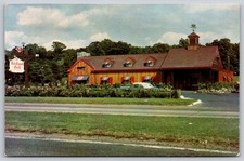 Wethersfield Connecticut Red Coach Grill Restaurant Colourpicture Postcard PC299 picture