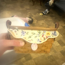 Longaberger Small Rectangle Woven Basket w/ Lid Liner Floral 1998 picture
