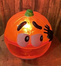 M & M Talking Animated Halloween Candy Dish Motion Activated picture