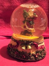 Vtge Christmas Musical Santa Snow Globe Wind Up - Here Comes Santa Claus picture