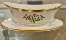 Lenox Holiday  Gravy Boat & Underplate 5587154 picture
