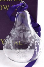Scarce William YEOWARD Crystal PEAR ORNAMENT Etched Garland Stars Hand Blown Box picture