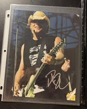 ROBIN ZANDER signed 8x10 photo c. 2011 picture