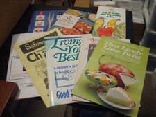 Vintage 1950's, 9- Cooking Booklets and Pamphlets,      (9390) picture
