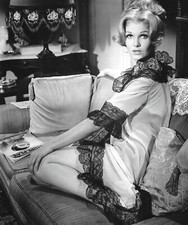 BEAUTIFUL JEAN HALE 8X10 Photo picture