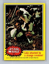1977 Topps Star Wars - Luke attacked by a strange creature #137 picture