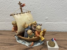 LARGE 1992 Goebel Hummel Figurine Land in Sight #190 Hum 530 W/Medal C. Columbus picture