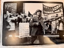 1990 Taiwan Tibet Independence VINTAGE B & W Photo AK-47 Rifle Gun China picture