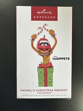 HALLMARK 2022 ANIMAL’S CHRISTMAS PRESENT THE MUPPETS DISNEY ORNAMENT picture