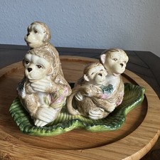 VTG Kaldun & Bogle Family Of Monkey Salt Pepper Shakers w Leaf Tray 3 Items Rare picture
