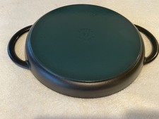 Staub Pure Black Griddle 26cm Cast Iron Round Pan Double Handled Gently Used picture