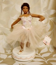 VINTAGE ASHTON DRAKE GALLERIES MUSICAL PORCELAIN BALLERINA - COLETTE picture