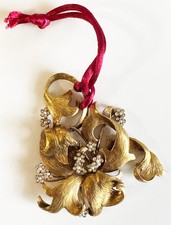 Vintage MMA Gold Plated Tone 3D Lily Flower Ornament Metropolitan Museum Art HL picture