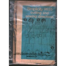 Vintage Simplicity 9635 Boys Robe Sewing Pattern Size 8 Shawl Collar Wrap 1970s picture