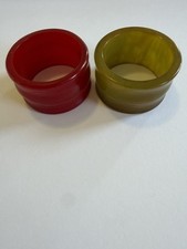 Vtg Bakelite Napkin Rings Pair Art Deco Marbled Olive Green & Cherry Red MCM⁠ picture