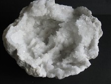 NATURAL WHITE QUARTZ CRYSTAL GEODES 7 LB.11 OZ REAL PRETTY SPARKLE picture
